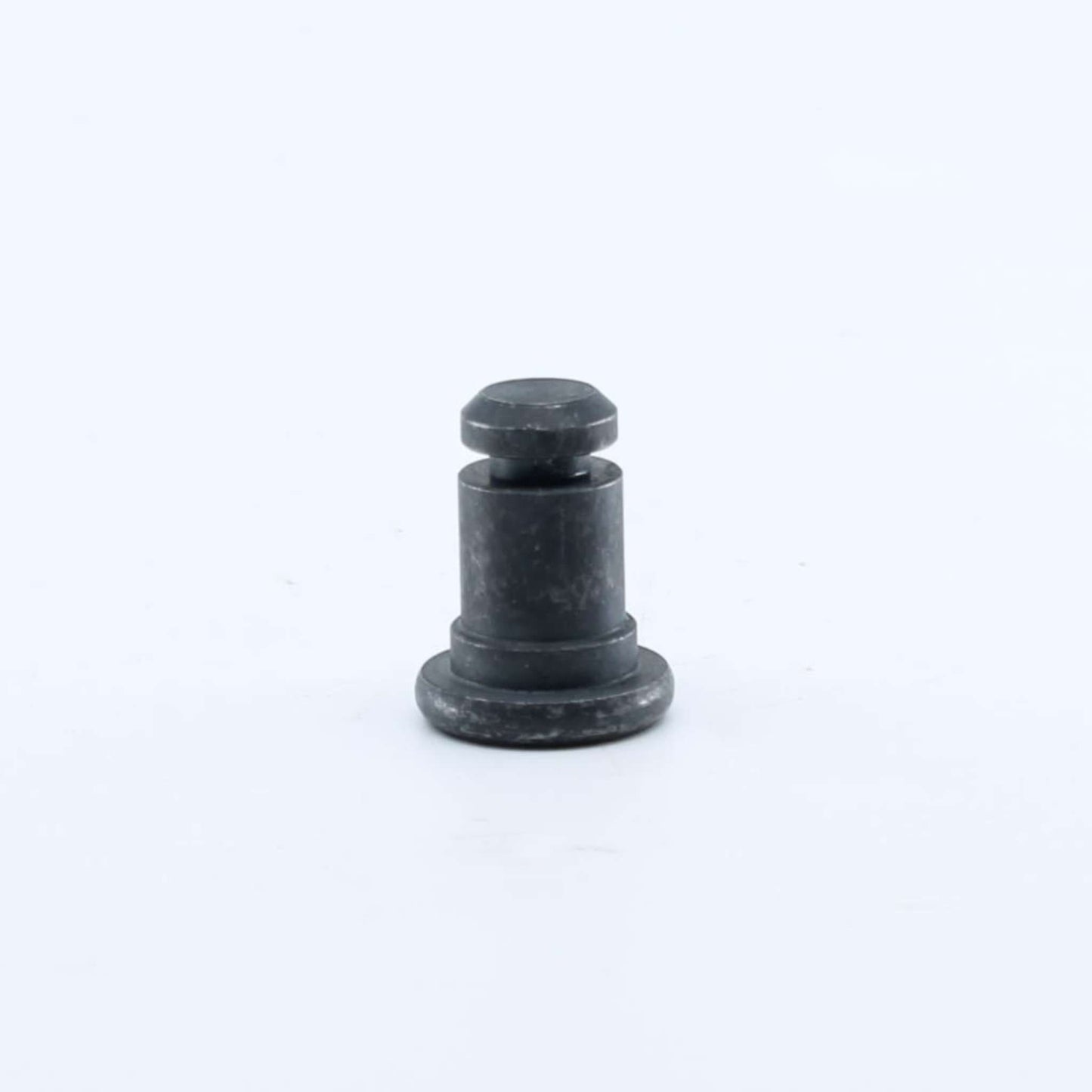 Perno de sujeción portacuchillas adaptable para segadora Lely Splendimo. Diámetro 18/16 mm y longitud 32 mm, referencia 412490388.