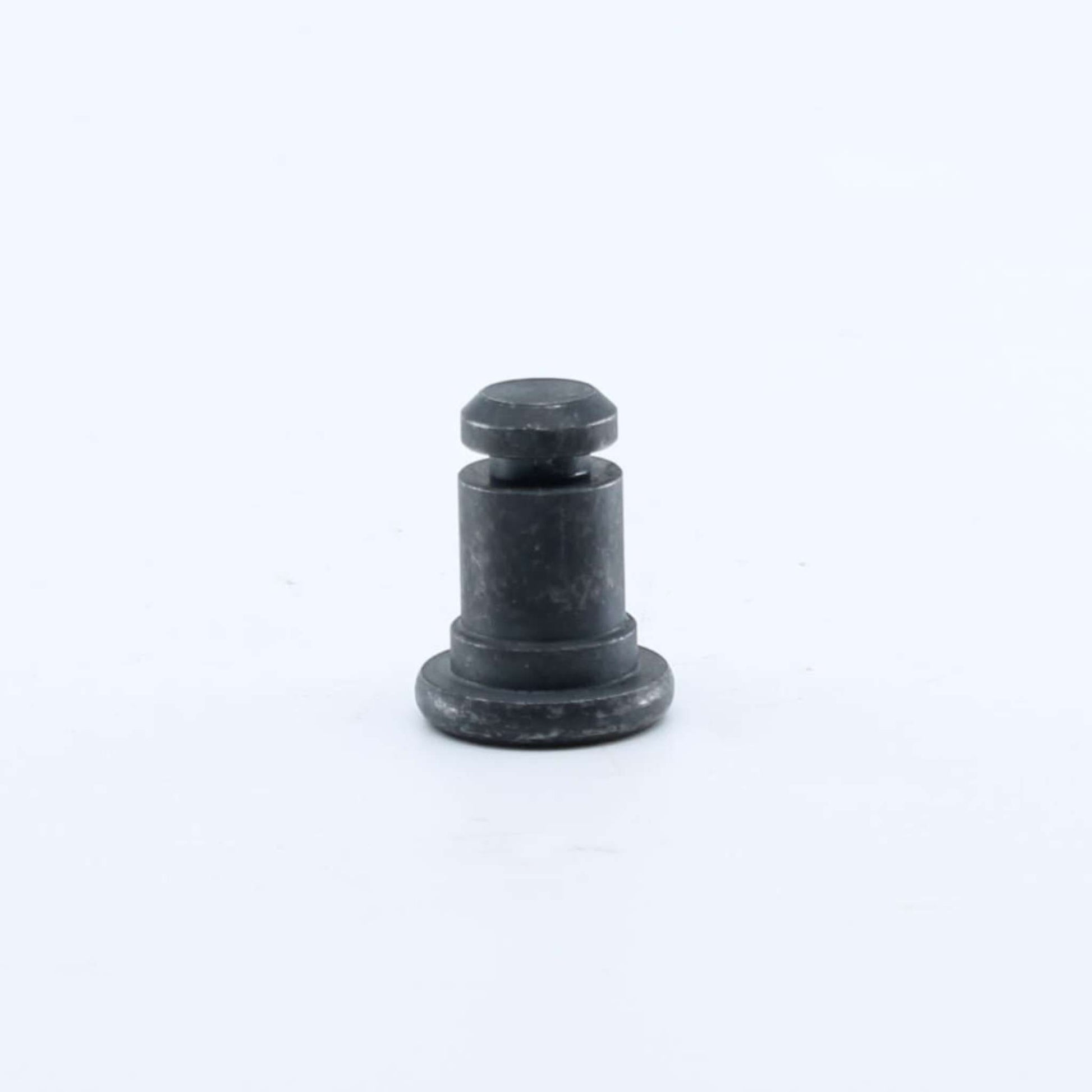 Perno de sujeción portacuchillas adaptable para segadora Lely Splendimo. Diámetro 18/16 mm y longitud 32 mm, referencia 412490388.