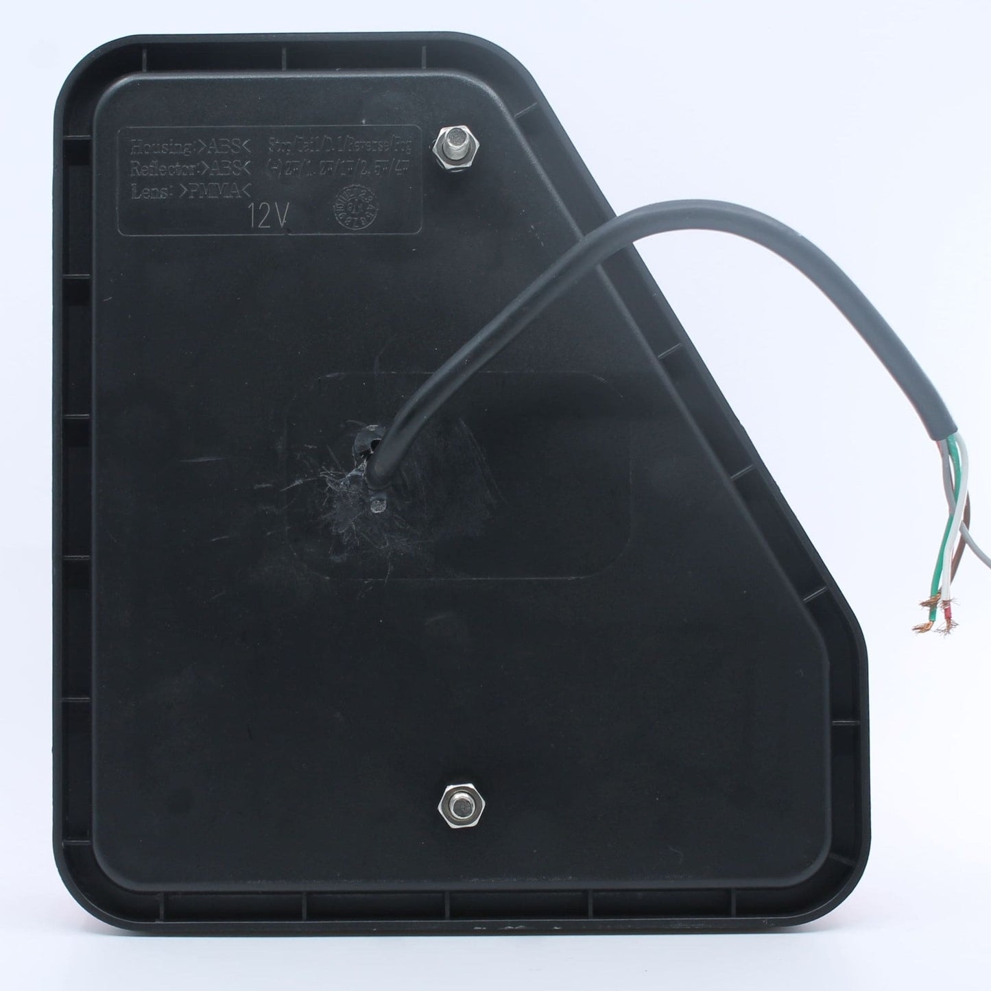 Piloto trasero izquierdo LED de 6 funciones para remolque, 12-24 V. Protección IP64 y homologación E4.