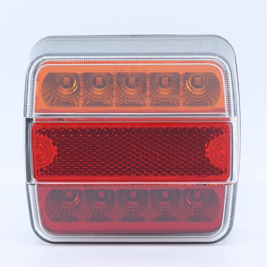 Piloto trasero LED de 5 funciones con voltaje de 12-24 V, certificación IP64 y homologación E4.
