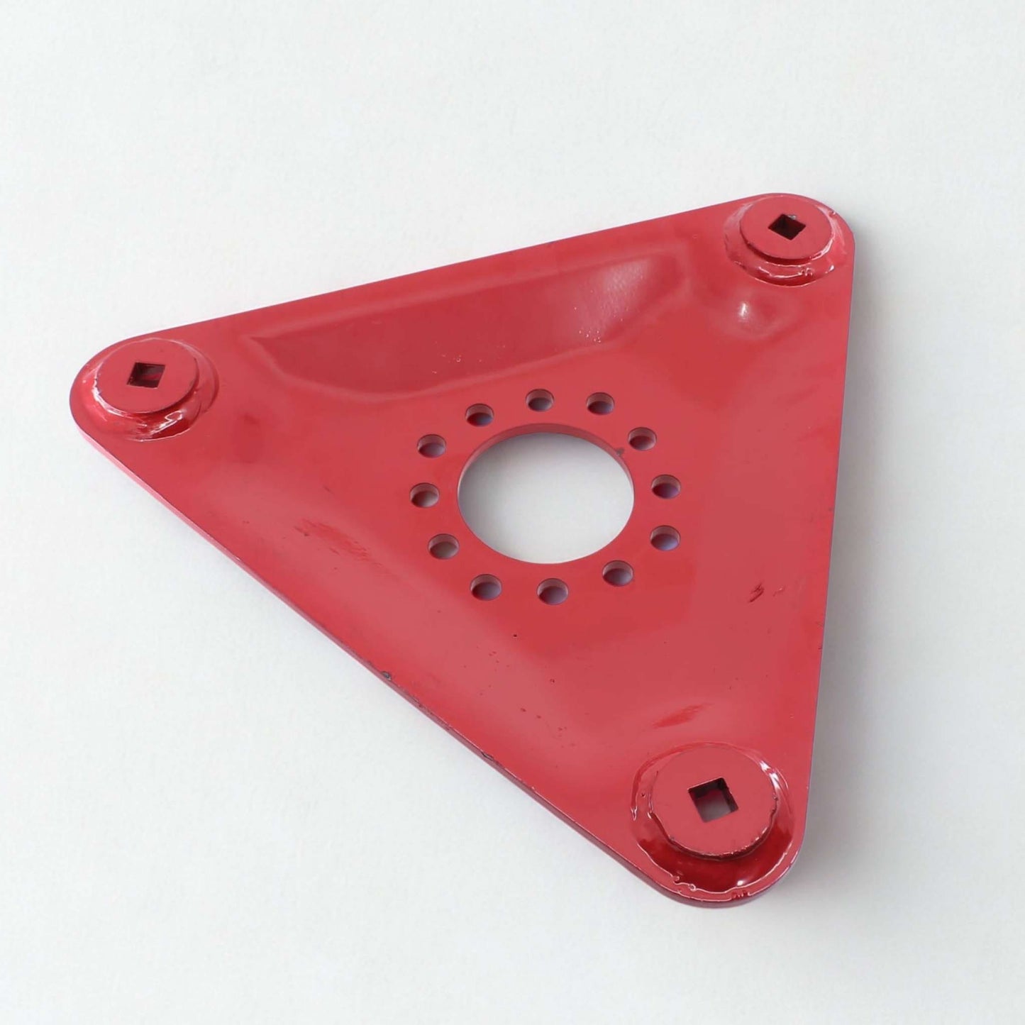 Plato portacuchillas triangular de 12 agujeros adaptable para Vicon CM y DMP. Repuesto compatible con referencia original B2280294.
