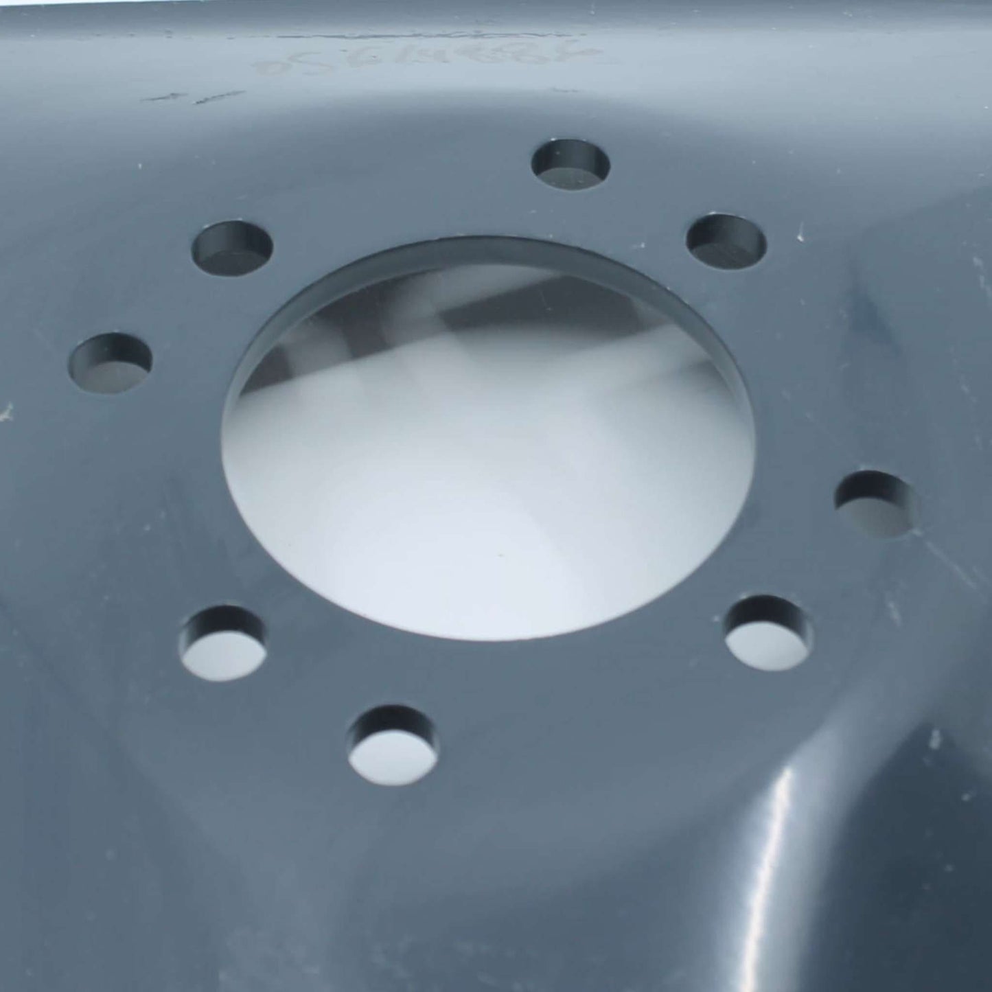 Plato portacuchillas triangular adaptable para segadoras Vicon CM165 y CM167. Repuesto compatible con referencia original VNB1019894.