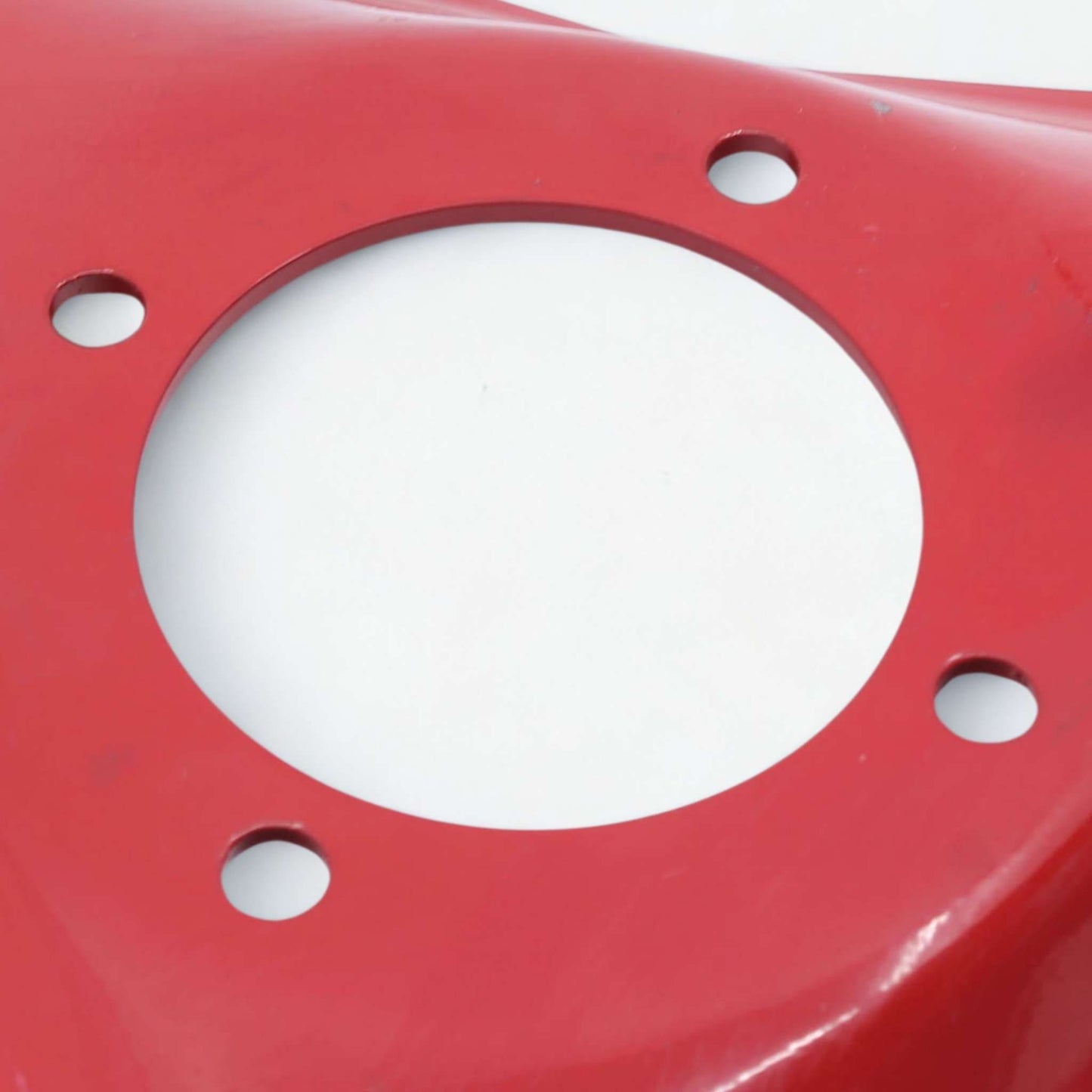 Plato portacuchillas triangular adaptable para segadoras Vicon EXTRA. Repuesto con agujero central de 86mm compatible con referencia KT5513600094.