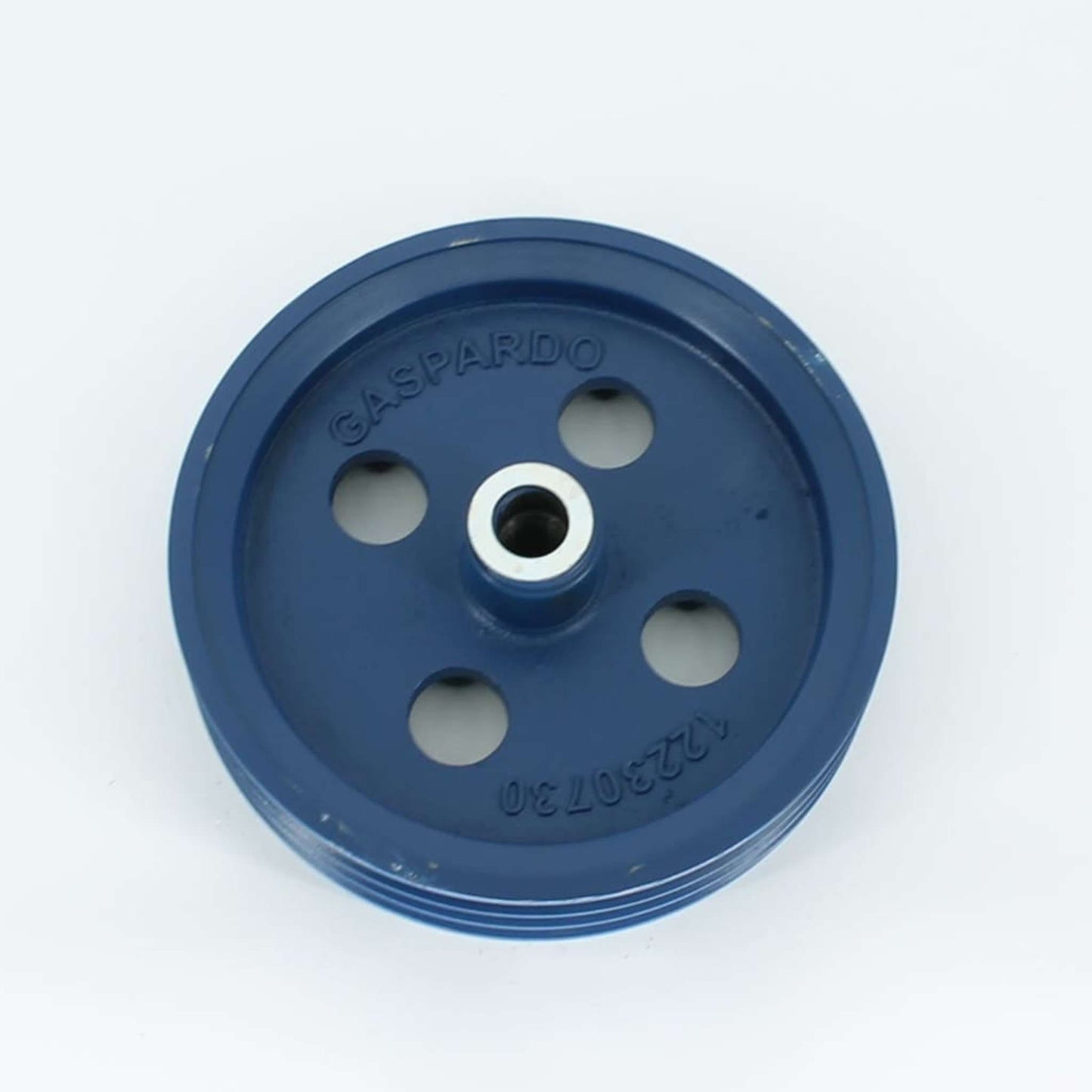 Polea triple original Gaspardo ref. 21120117 en posición 1. Polea de transmisión azul de tres canales con relieve de la marca válida para todos los modelos.