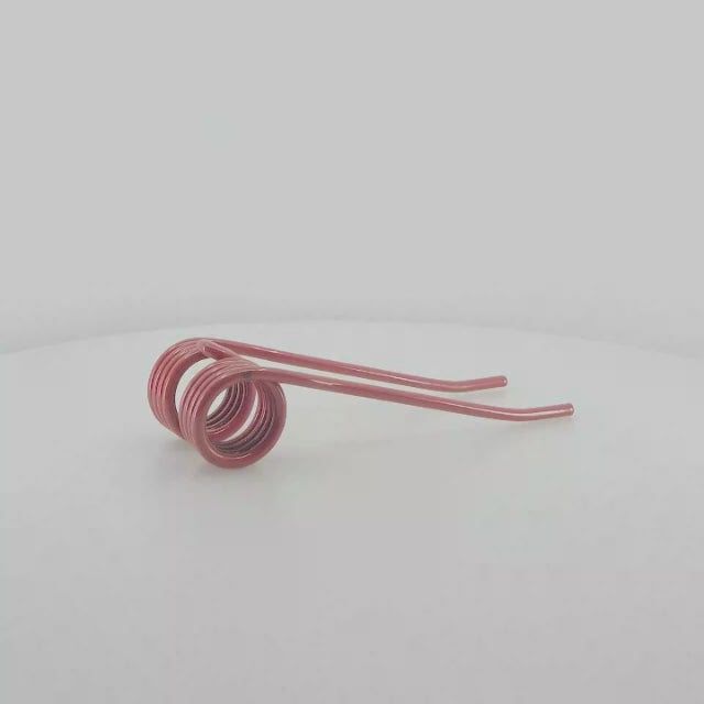 Púa de pick-up de tercer tipo adaptable para rotoempacadora Morra. Fabricada por La Spirale en Italia, recambio compatible de alta resistencia.