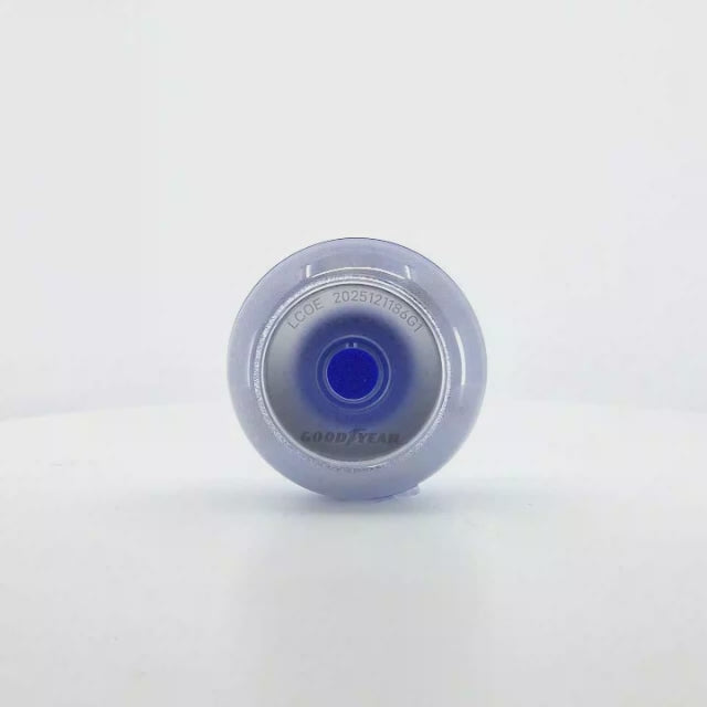 Luz de emergencia V16 Goodyear GY2 homologada. Conectada con DGT 3.0, incluye eSIM con datos, visibilidad 360° y geolocalización integrada.