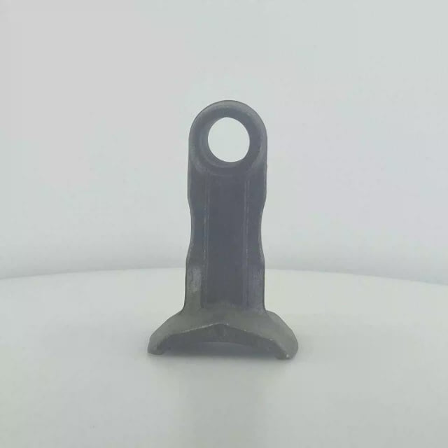 Martillo de acero forjado para desbrozadora con base de corte de 65 mm, cabeza de acoplamiento de 42 mm y taladro de paso de 25,5 mm.