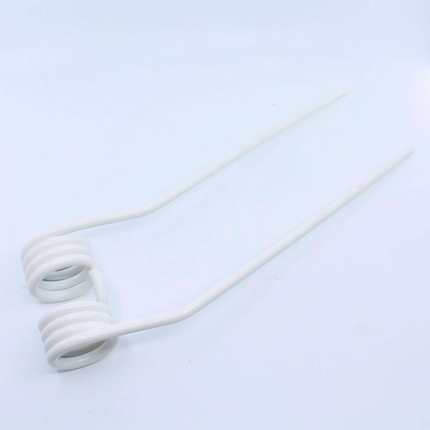 Púa elástica doble blanca adaptable para henificador, henificadora o rastrillo Coma Eurodip (lado izquierdo). Fabricada por La Spirale en Italia con acero de 9 mm.