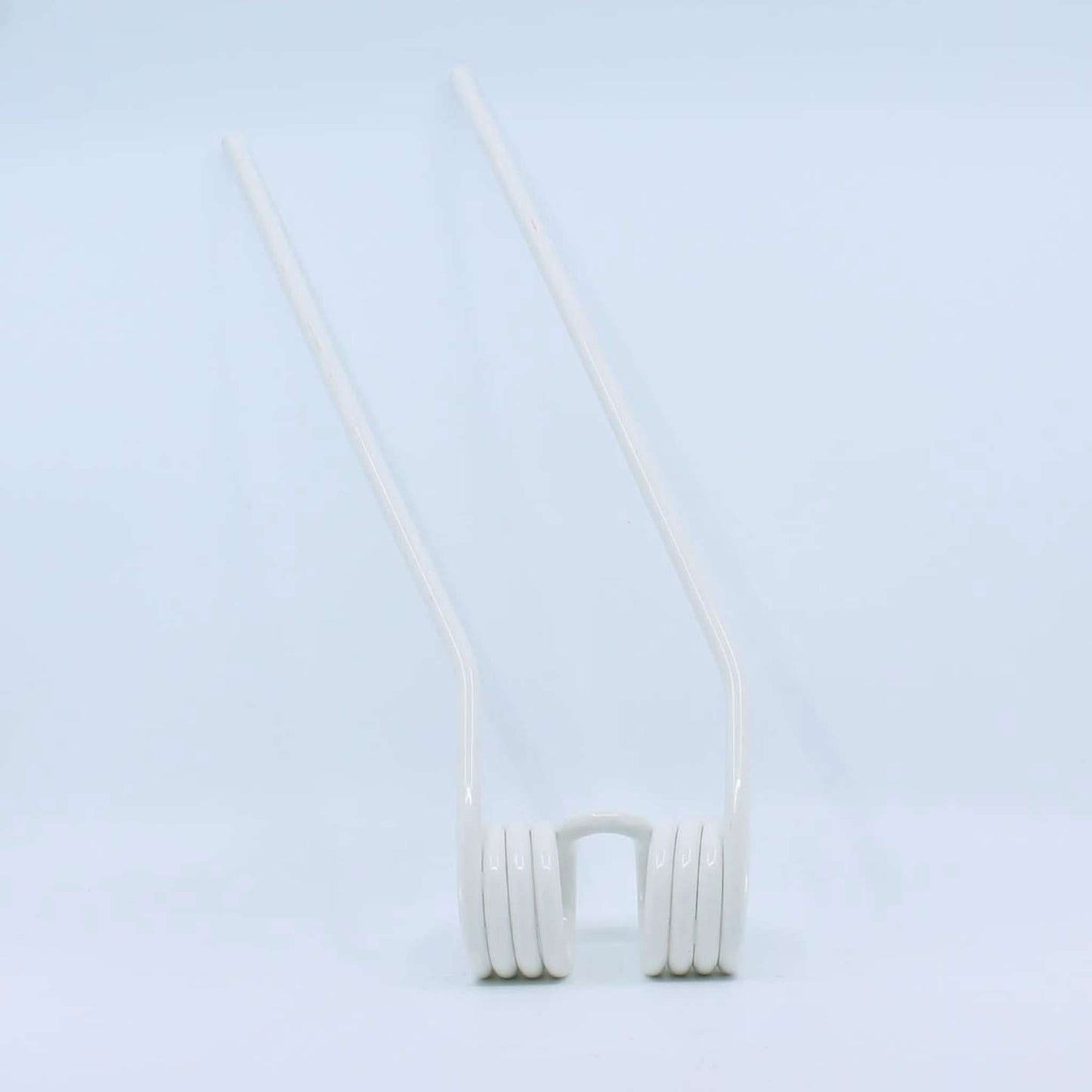 Púa elástica doble blanca adaptable para henificador, henificadora o rastrillo Coma Eurodip (lado izquierdo). Fabricada por La Spirale en Italia con acero de 9 mm.