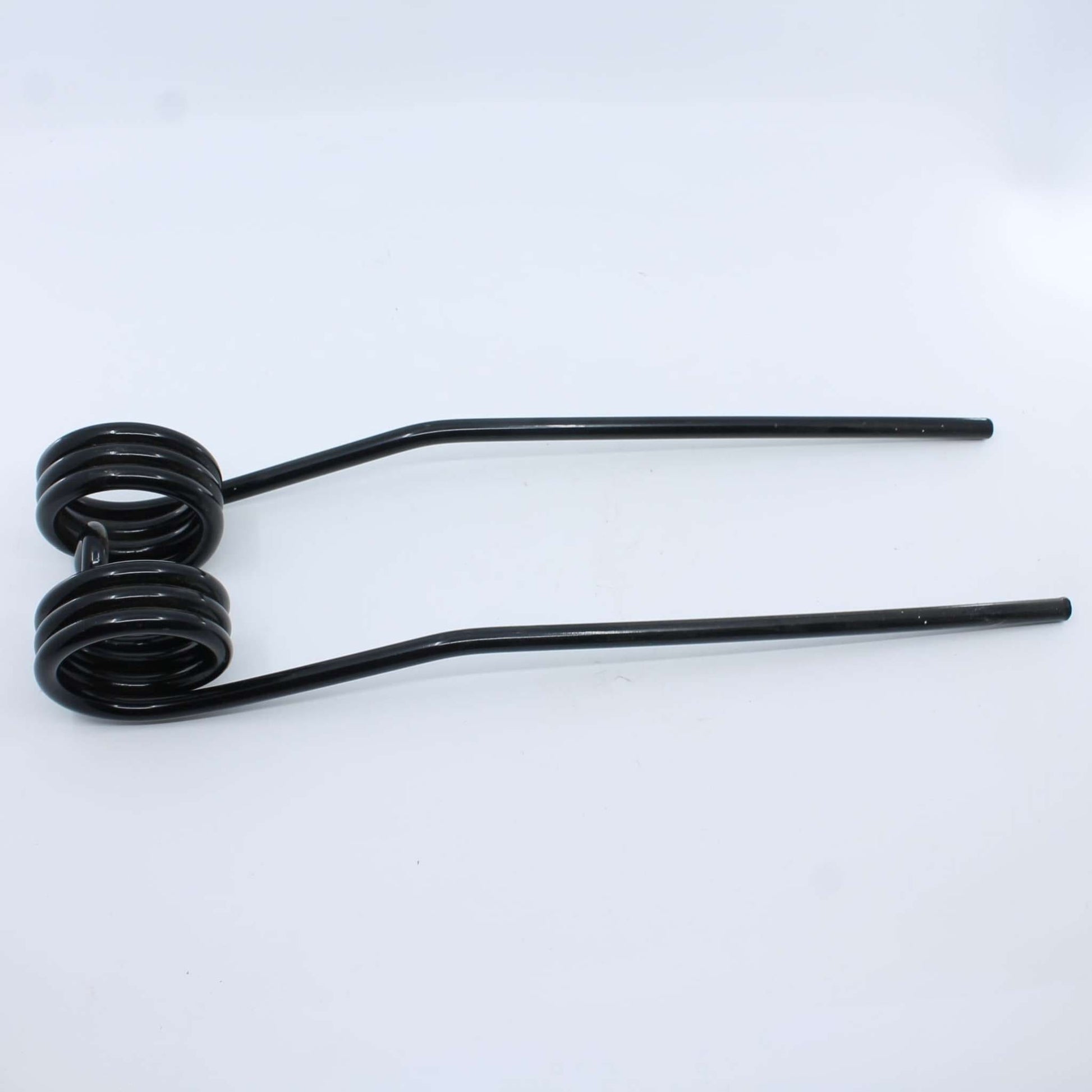 Púa elástica doble simétrica negra adaptable para henificador, henificadora o rastrillo Da Ros o Daros modelo antiguo. Fabricada por La Spirale en Italia con acero de 9 mm.