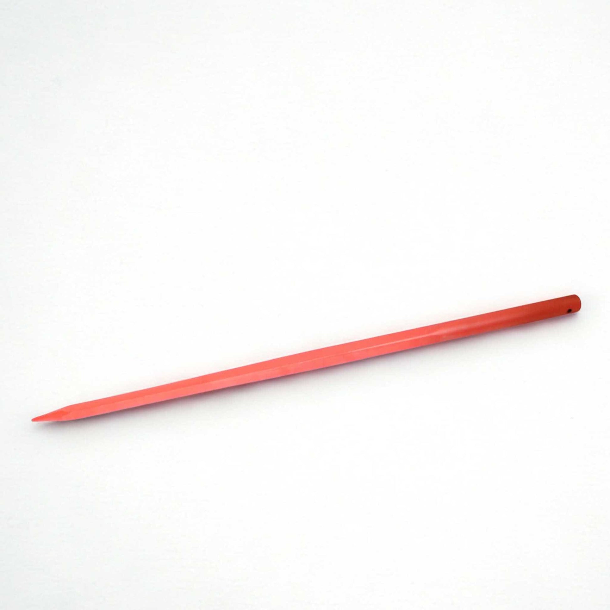 Púa carga pacas reforzada (diente o pincho para fardos). Longitud 1.270 mm y diámetro 45 mm. Acero forjado.