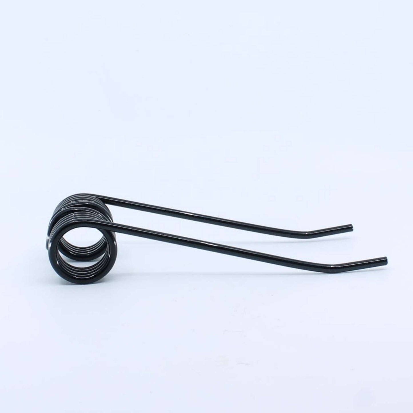 Púa de pick-up elástica adaptable para empacadoras Claas y Welger con orificio de fijación de 8 mm. Fabricada por La Spirale en Italia, referencias originales 8072971 y 814654.0.
