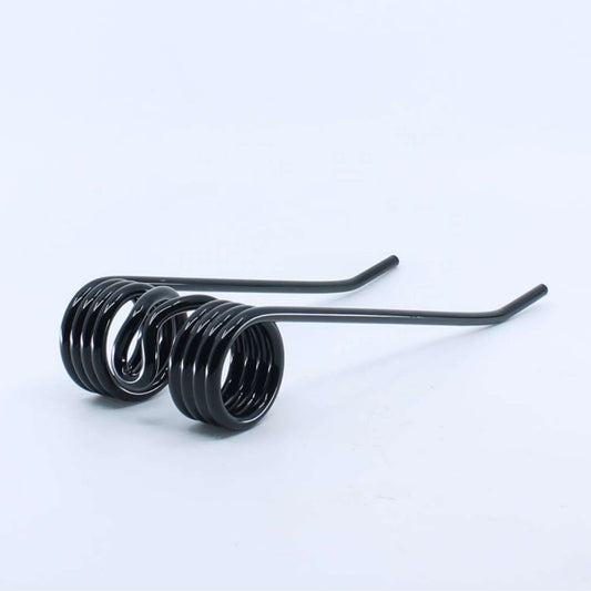 Púa de pick-up elástica adaptable para empacadoras Claas y Welger con orificio de fijación de 8 mm. Fabricada por La Spirale en Italia, referencias originales 8072971 y 814654.0.