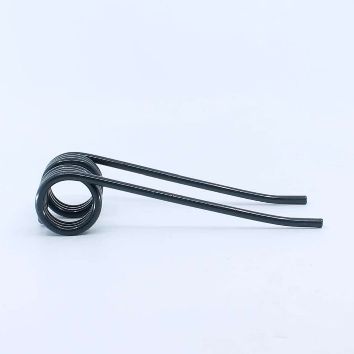 Púa de pick-up elástica adaptable para rotoempacadora Deutz-Fahr. Fabricada por La Spirale en Italia, recambio compatible de alta resistencia, referencia 11417160122.