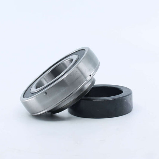 Conjunto de rodamiento agrícola de dos piezas para John Deere. Diámetro interior 44,45 mm, exterior 85 mm e incluye anillo de bloqueo.