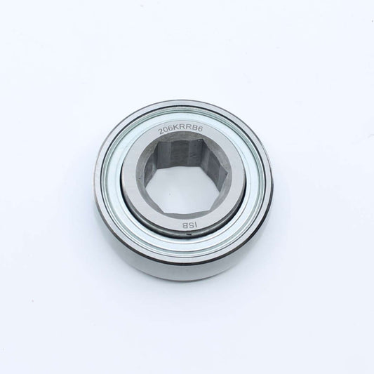 Rodamiento agrícola con pista exterior esférica (curva) e interior hexagonal de 25,42 mm y exterior de 62 mm para eje de rotoempacadora. Ancho interior de 16 mm y exterior de 24 mm.