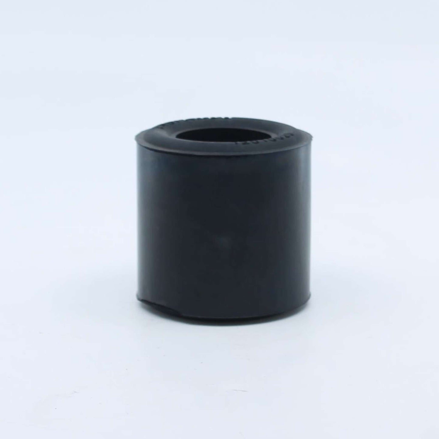Silentblock de caucho original Gaspardo referencia 21030027. Casquillo amortiguador elástico de elastómero para absorción de vibraciones en posición 37.
