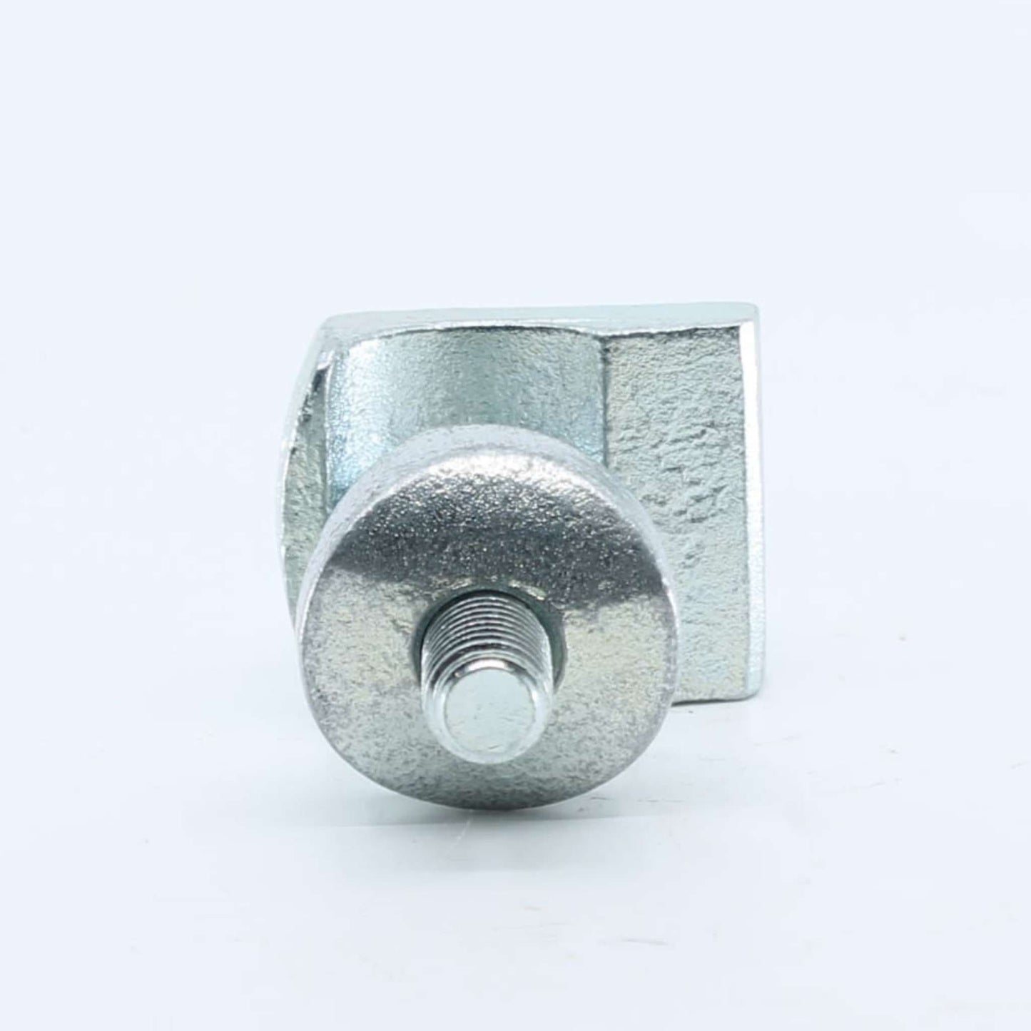 Soporte de púa completo con tornillo y brida de fijación adaptable para hilerador, hileradora o rastrillo Kuhn. Grapa o mordaza de sujeción fabricada en acero cincado.