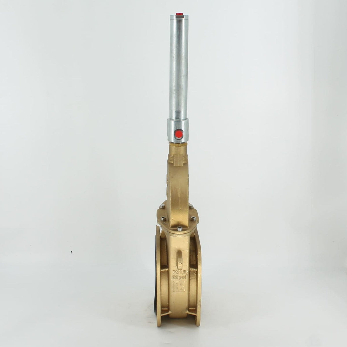 Tajadera o compuerta de válvula hidráulica Riv de 200 mm (8 pulgadas) de diámetro, macho, sin manillas y diseñada para su uso en cubas y cisternas de riego y purín.
