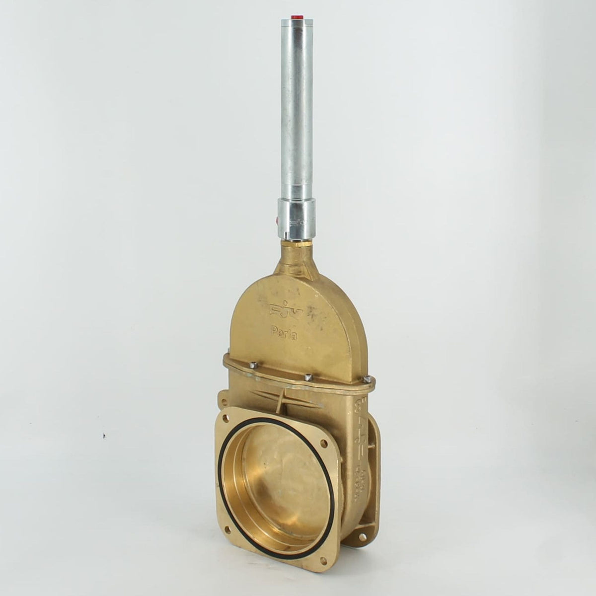 Tajadera o compuerta de válvula hidráulica Riv de 200 mm (8 pulgadas) de diámetro, macho, sin manillas y diseñada para su uso en cubas y cisternas de riego y purín.
