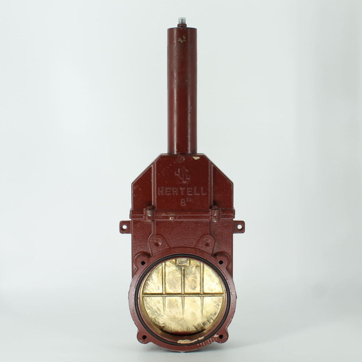 Tajadera o compuerta de válvula hidráulica Hertell Lau de 200 mm (8 pulgadas) de diámetro, macho, sin manillas y diseñada para su uso en cubas y cisternas de riego y purín.
