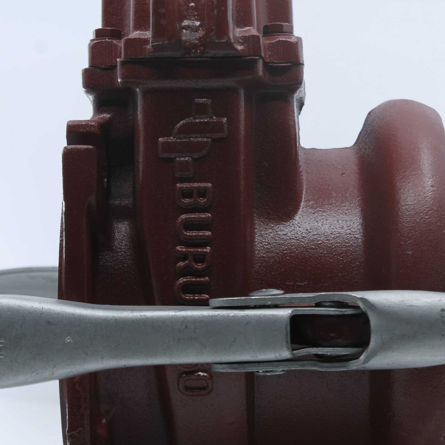 Tajadera o compuerta de válvula manual Hertell Buru de 150 mm (6 pulgadas) de diámetro, hembra, con manillas y diseñada para su uso en cubas y cisternas de riego y purín.