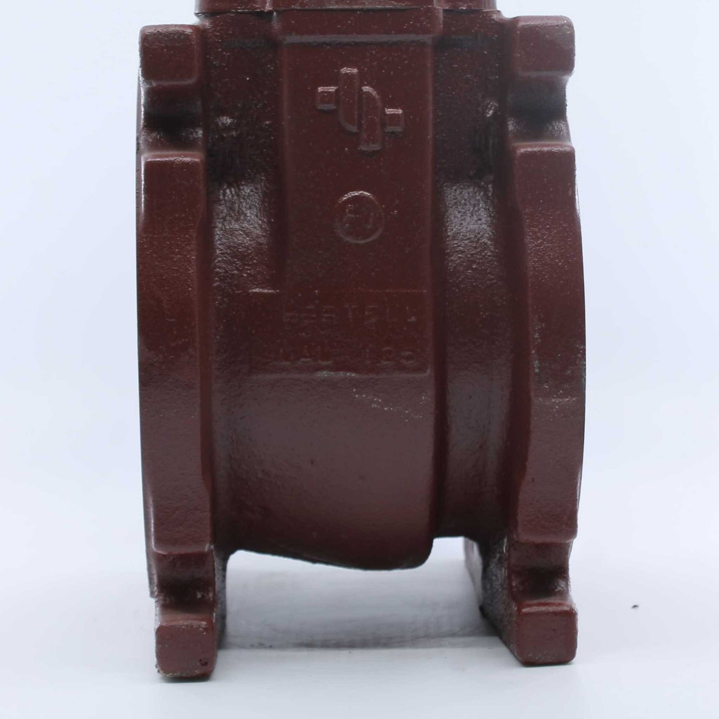 Tajadera o compuerta de válvula manual Hertell Lau de 125 mm (5 pulgadas) de diámetro, macho, sin manillas y diseñada para su uso en cubas y cisternas de riego y purín.