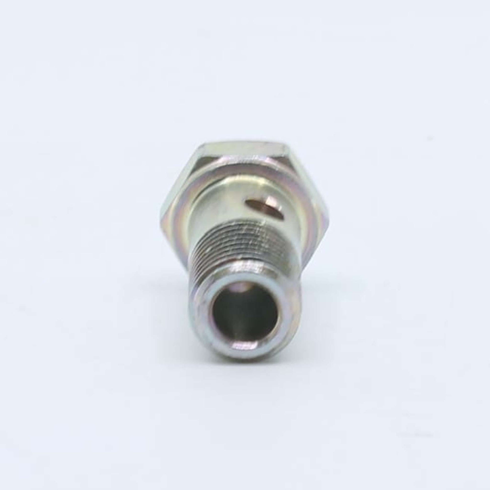 Tornillo hueco orientable tipo banjo para circuito de combustible con rosca métrica de 14 mm y paso de 1,5 mm.