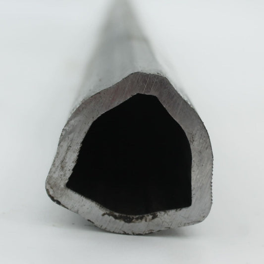 Tubo de transmisión cardán con perfil triangular interior macho. Medida 36 mm, grosor reforzado de 4,5 mm y longitud de 2 metros.