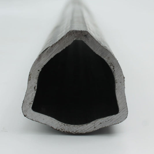 Tubo de transmisión cardán con perfil triangular interior macho. Medida 45 mm, grosor de 4 mm y longitud de 2 metros.

