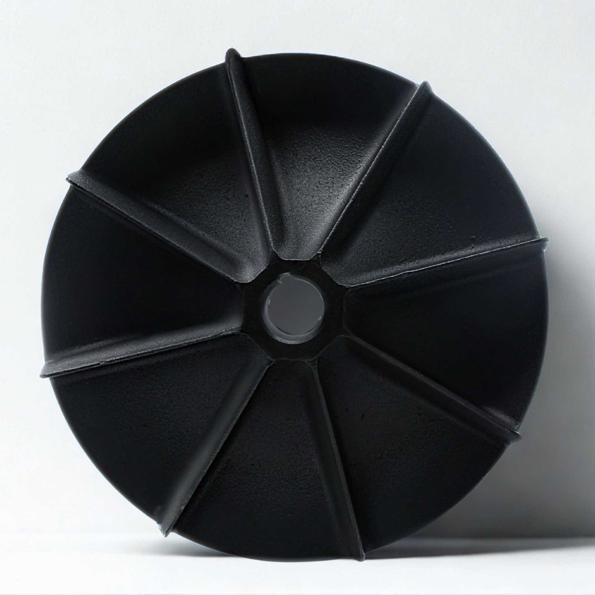 Turbina de repuesto original de Battioni Pagani diseñada para bombas de la serie Garda. Componente oficial de alta resistencia para garantizar el flujo y la presión del sistema. Ajuste perfecto de fábrica.